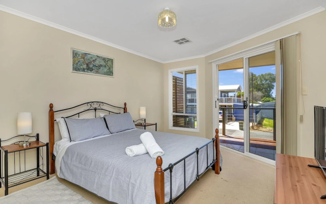Green Reef Beach House