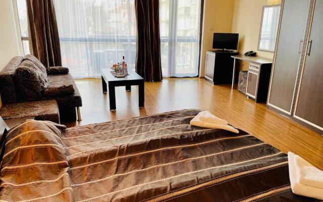 At the Americans Hotel