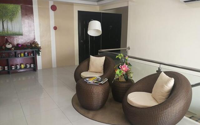 Grand Touring Hotel