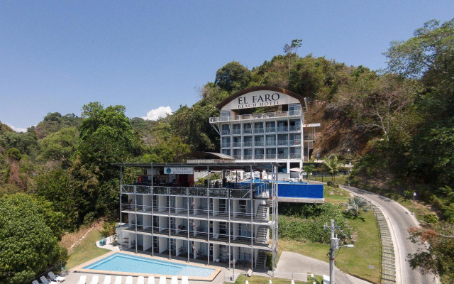 El Faro Containers Beach Hotel