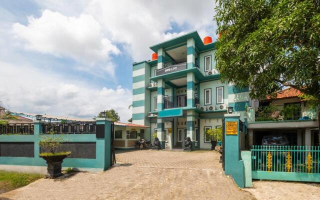 OYO 2676 Cathaleya Homestay Syariah