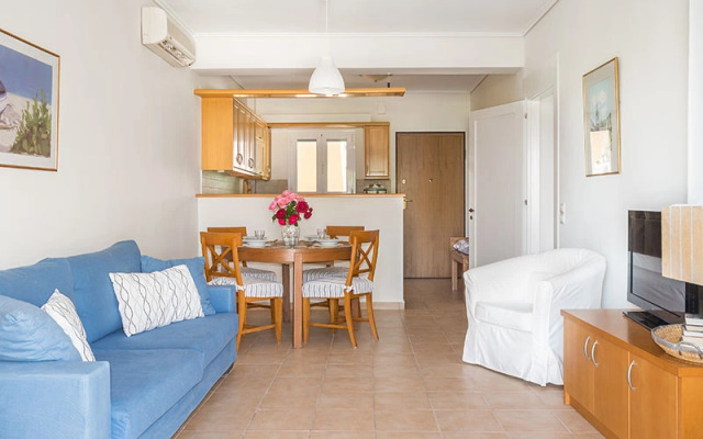 Nafsika's Beachfront Apartments
