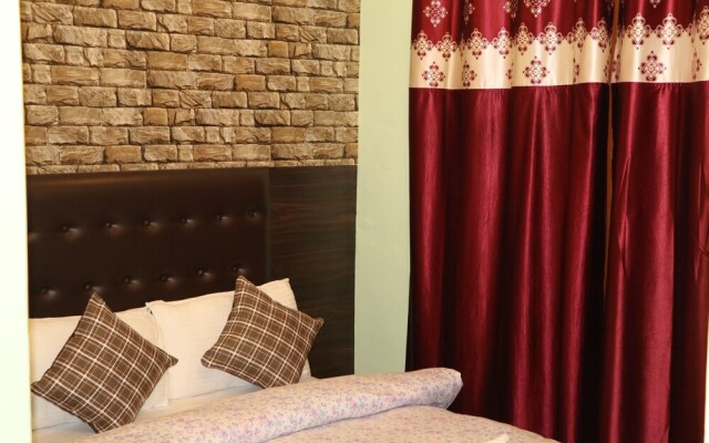 Hotel Happy Home