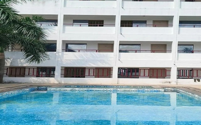 Nalla Eco Beach Resort