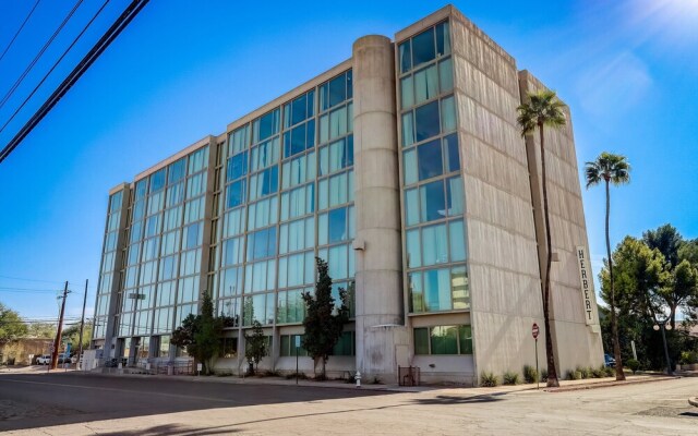 FRONTDESK Herbert Residential Apts Armory Park Tucson