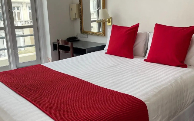 St George Hotel