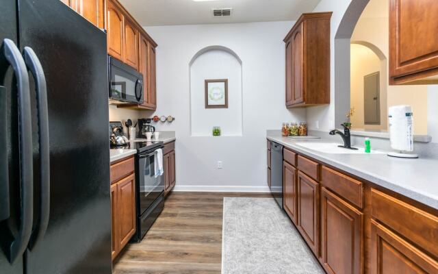 La Casita Ventura 2 Bedroom Condo by Redawning