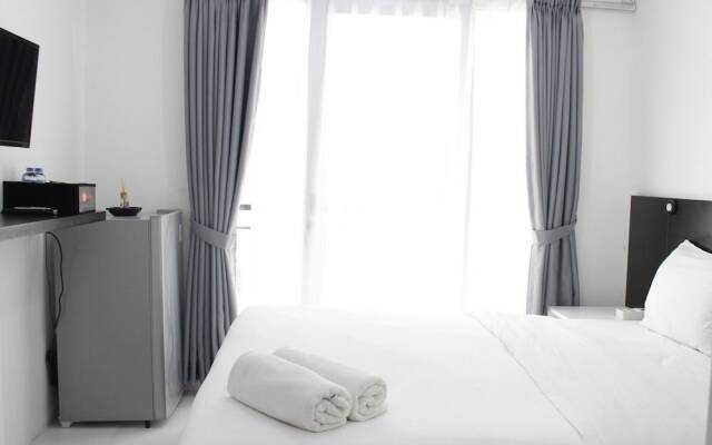 Monochrome Style Studio Room @Grand Asia Afrika Apartment