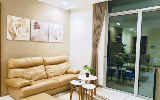 Ambassador Apartment - Vinhomes Central