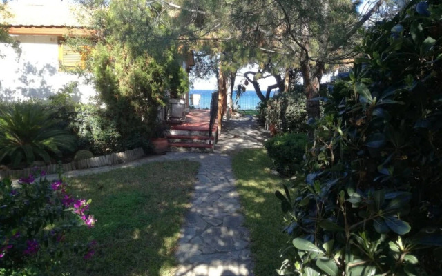 Poseidonas Apartments