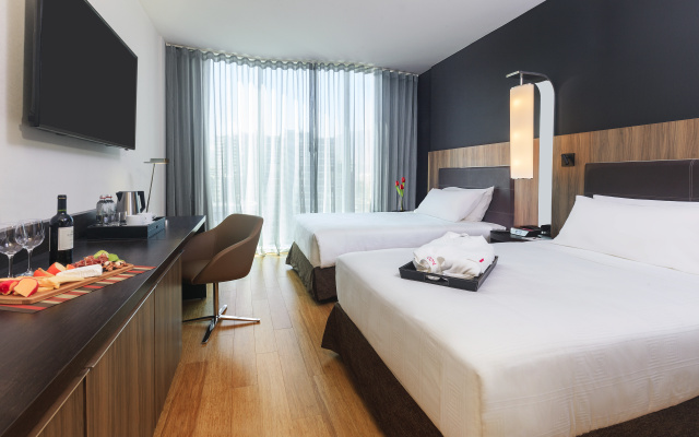 ICON Hotel - Image 4