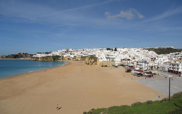 Albufeira Beach Hotel