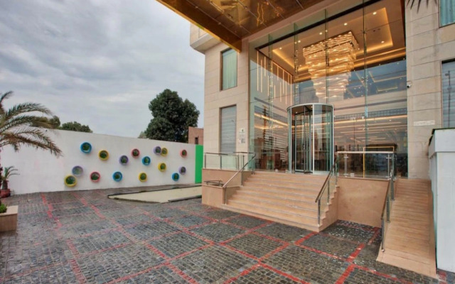 Country Inn Premier Amritsar
