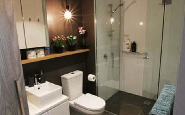 Carlson View Apartments - 315 LaTrobe St