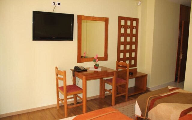 Kaonia Hotel