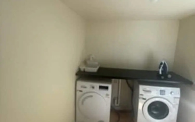 Luxurious 5-bed House in Norwich