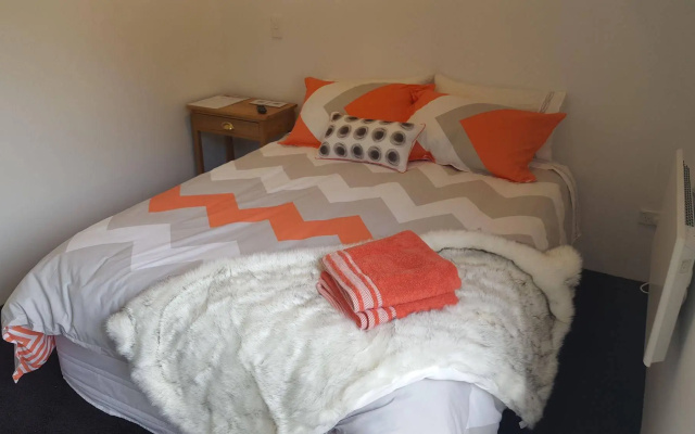 A bit of New York in Whanganui HOME STAY – Guest Rooms – Wanganui