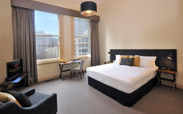 Grand Hotel Melbourne – Guest Rooms – Melbourne