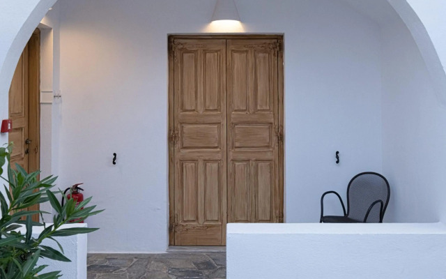 Santorini Crystal Blue