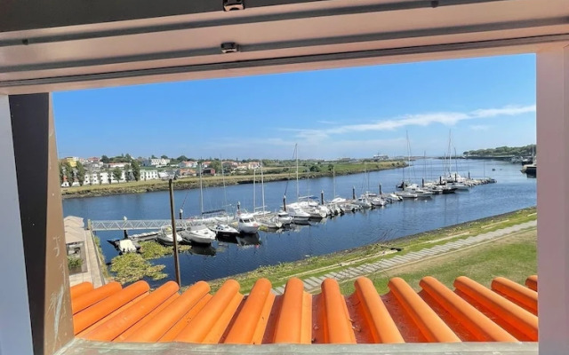 Naval Guest House & Bistrô