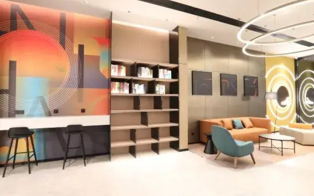 Hello Hotel (Huanggang Huangmei County Branch)