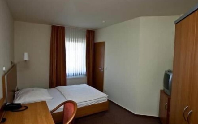 Hotel Manu