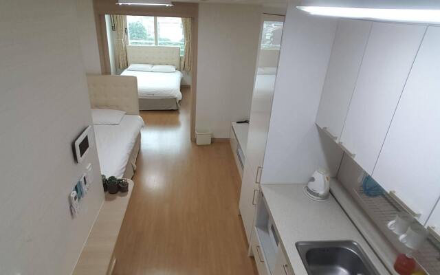 Residence Yegreen House