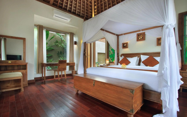 Graha Sandat Villas by Pramana Villas