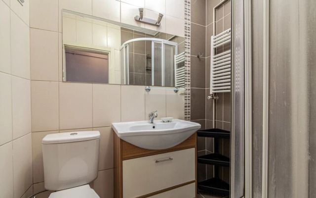 Pleasant Flat Near Attractions in Ortakoy