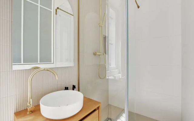 Elegant Apartment -2br/6p - Pere Lachaise