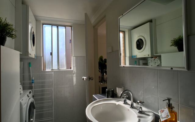 Sydneys Rushcutters Bay Retreat