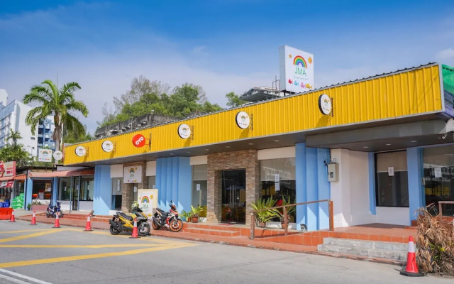 OYO 89912 Jma Ferringhi Beach Hotel