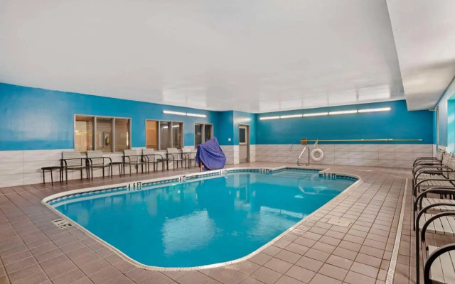 Quality Inn & Suites Birmingham