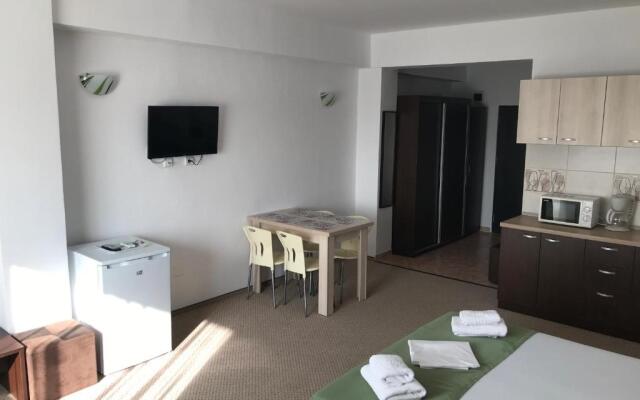 Cristiana Studio Eforie Nord