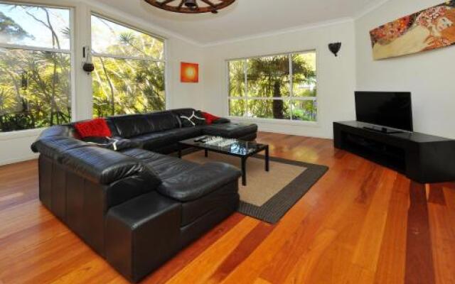 Sapphire Beach Acreage