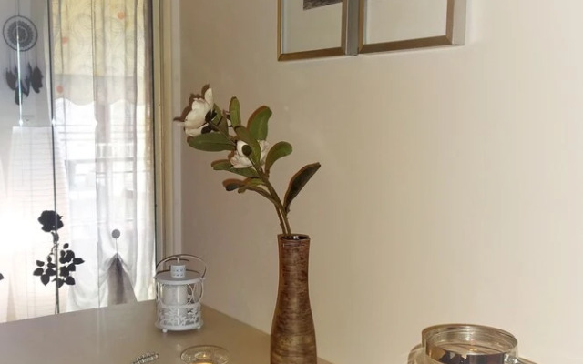 Urban Cosy Flat, 5' Tram/Metro, 2Km From Acropolis