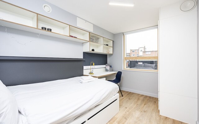 Magnificent Rooms Studios And Apartments
