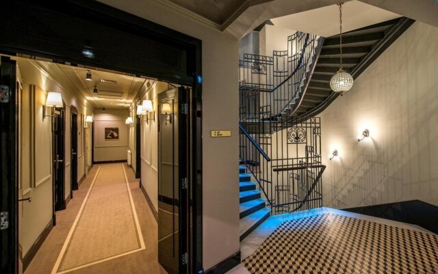 Astoria Hotel