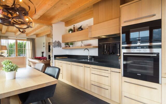 Chalet in Piesendorf with Sauna, Hot Tub, Pool, Whirlpool