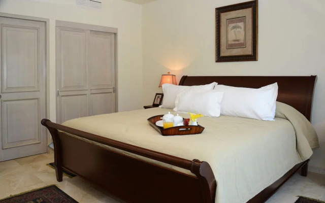 Porto Bello Gran Marina by GuruHotel