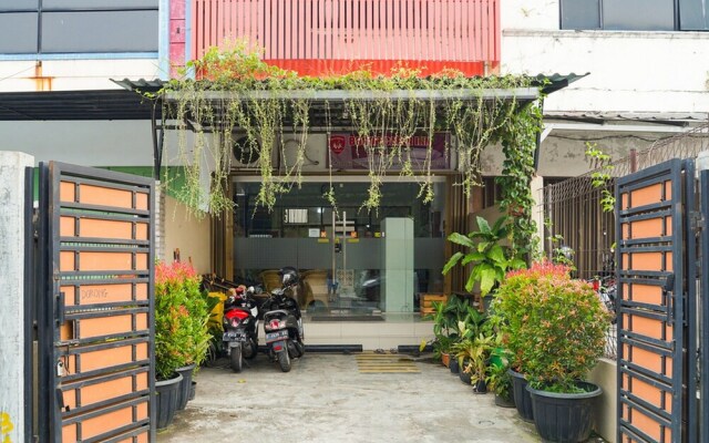 Reddoorz Hostel Near Mall Boxies 123