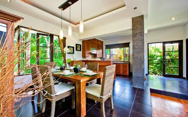 Villa Abadi