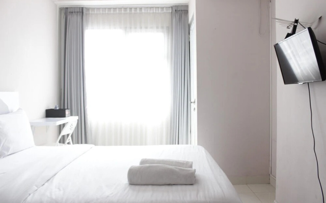 Relaxing Studio Apartment Easton Park Residence Jatinangor with Mountain View – Guest Rooms – Sumedang