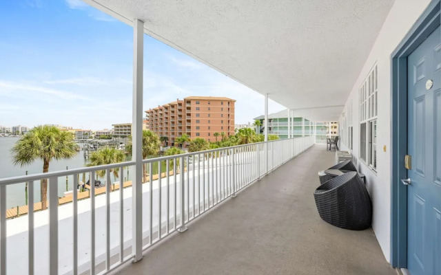 445 Clearwater Hamden