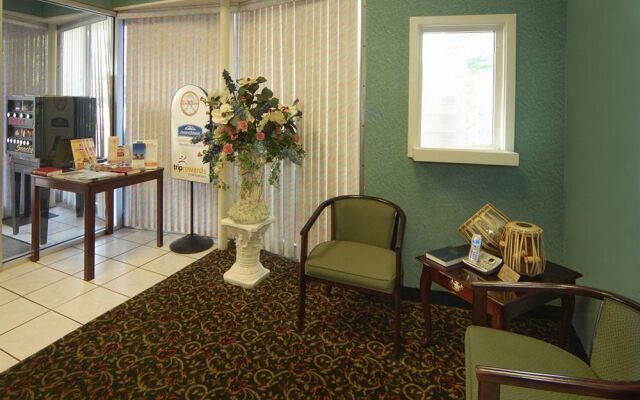 Howard Johnson Express Inn Rome