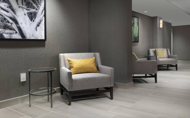 Delta Hotels by Marriott Seattle Everett