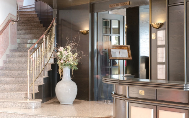 Hotel Drago
