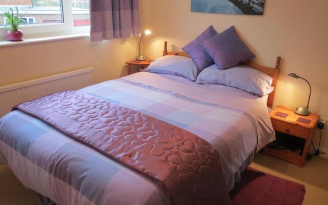 Cawood Guest House B&B