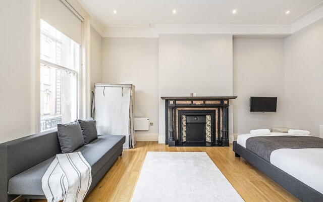 Rupert Apartments by Flexystays