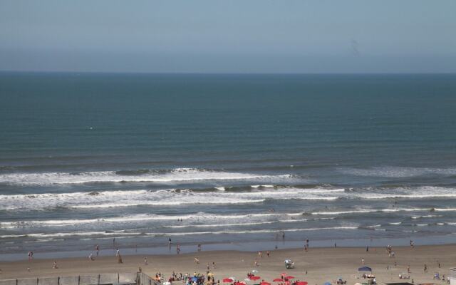 100m da Praia Aviação Imperdível